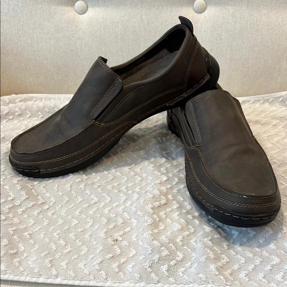 Izod Brown Slip-On Loafers with Smooth Upper